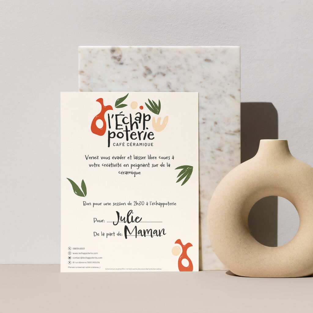 Offrez un bon cadeau pour une session peinture sur céramique à l'Échappoterie